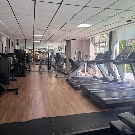 Apartamentos De Benidorm, Playa Poniente, Espana Esterno foto