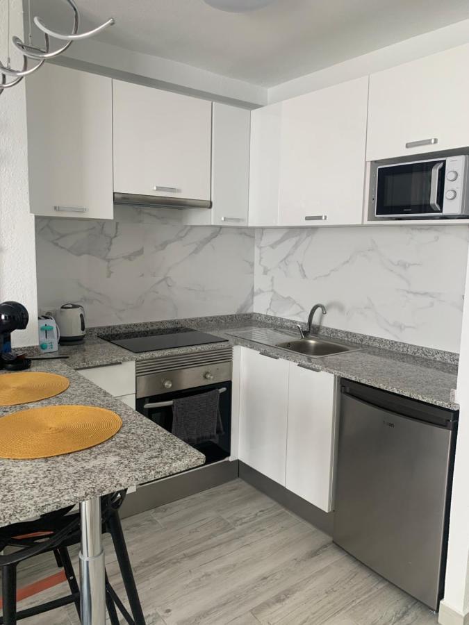 Apartamentos De Benidorm, Playa Poniente, Espana Esterno foto