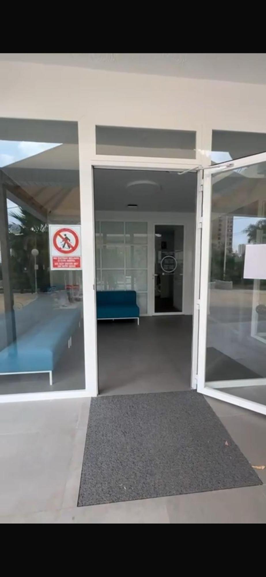 Apartamentos De Benidorm, Playa Poniente, Espana Esterno foto