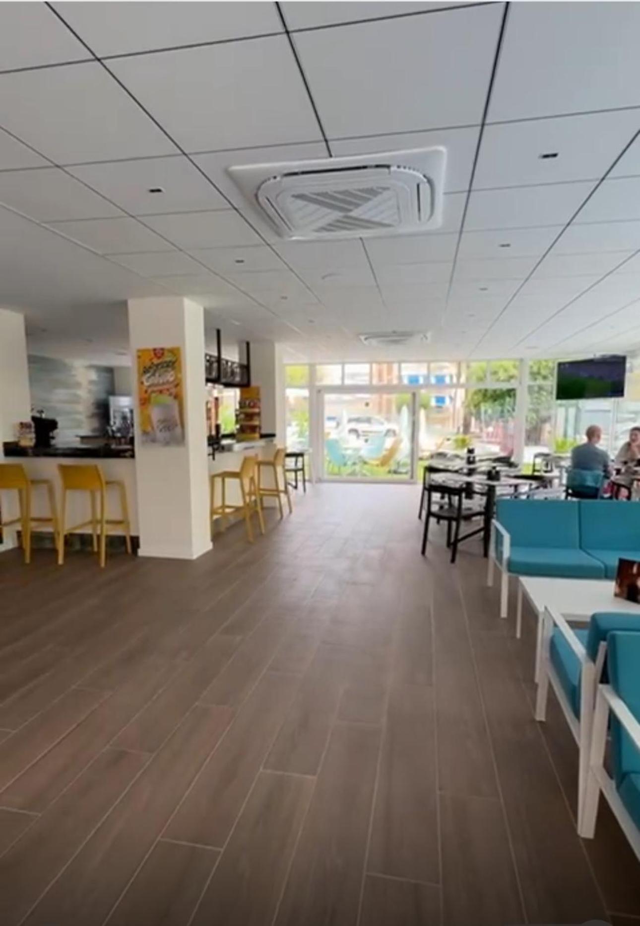 Apartamentos De Benidorm, Playa Poniente, Espana Esterno foto